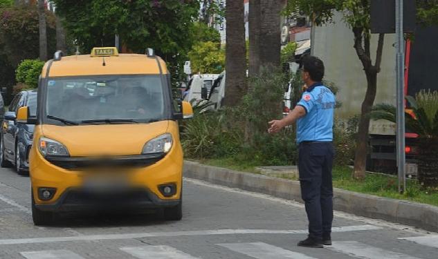 Alanya’da sezon öncesi taksi ve halk otobüsleri denetleniyor