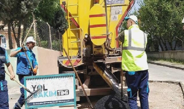 Büyükşehir Yol Bakım Timi her yere yetişiyor