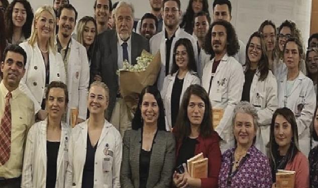 İlber Hoca tıp fakültesi öğrencilerine ve sağlık çalışanlarına 570. Yılında İstanbul’un Fethini anlattı