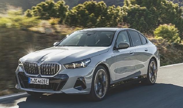 Yeni BMW 5 Serisi Sedan için Geri Sayım Başladı