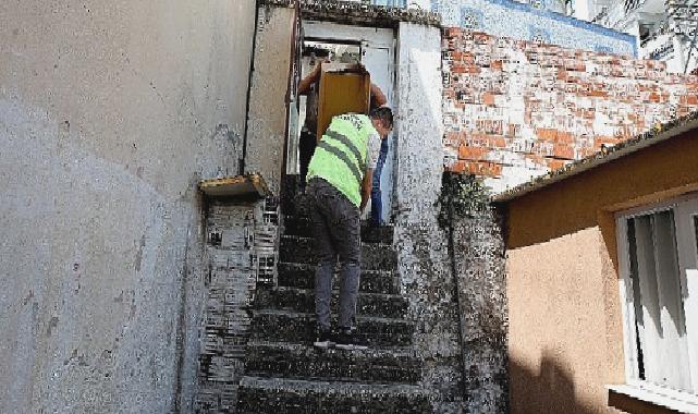 Bayraklı’da sosyal yardımlar arttı – Vatandaşın yüzü güldü