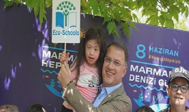 Beylikdüzü Belediyesi, 8 Haziran Marmara Denizi Günü kapsamında Gürpınar sahilinde kıyı temizliği gerçekleştirdi