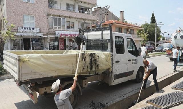 Burhaniye’de mazgal ve kanal temizliği devam ediyor 