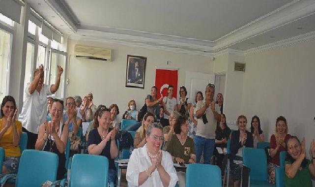 İzmir’in girişimci kadınları sertifikalarını aldı