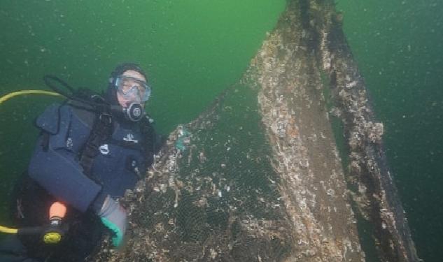 İzmit Körfezinden 5 ton hayalet ağ çıkarıldı