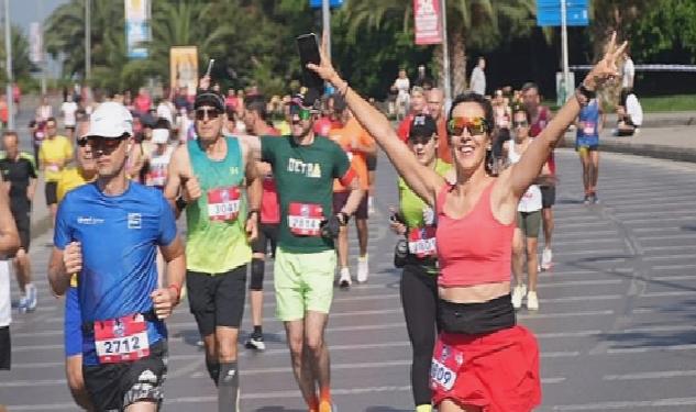 Kadıköy Cadde 10K-21K Koşu ve Paten Yarışları Tamamlandı