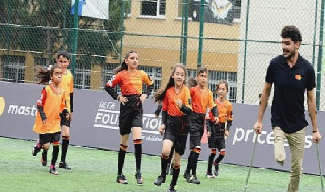 Mastercard ve UEFA Foundation for Children, futbol sevincini deprem bölgesindeki çocuklara geri vermek için güçlerini birleştiriyor