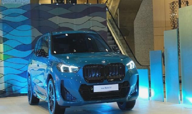 Tamamen Elektrikli Yeni BMW iX1 CI Bloom’da Sanatseverlerle Buluşuyor