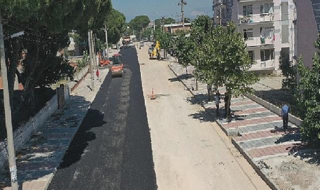 Bergama asfalt çalışmalarını hız kesmeden devam ediyor 