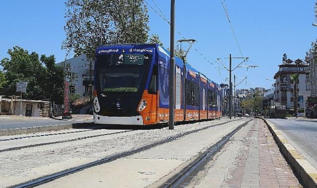 Doğu Garajı-Meydan arasındaki tramvay hattında onarım çalışması