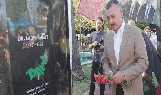 Dr. Sadık Ahmet Anıtı İzmit’te açıldı