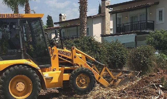 Kemer Belediyesi’nden ilçe genelinde temizlik çalışması