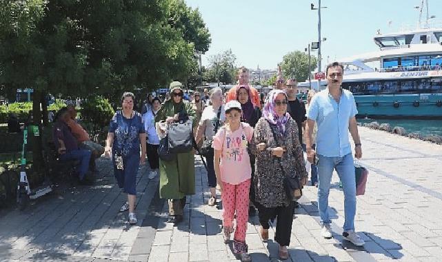 Kocaeli Büyükşehir, özel öğrencilere İstanbul’u gezdirdi