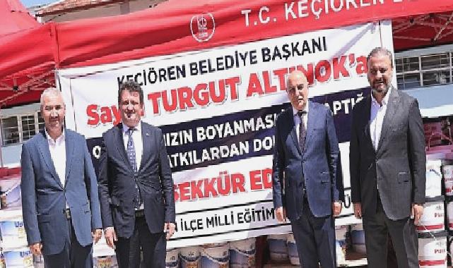 Okulların tadilatı için boyalar Keçiören Belediyesi’nden