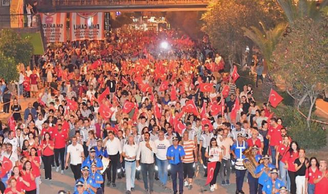 30 Ağustos coşkusu Çukurova’da yaşandı