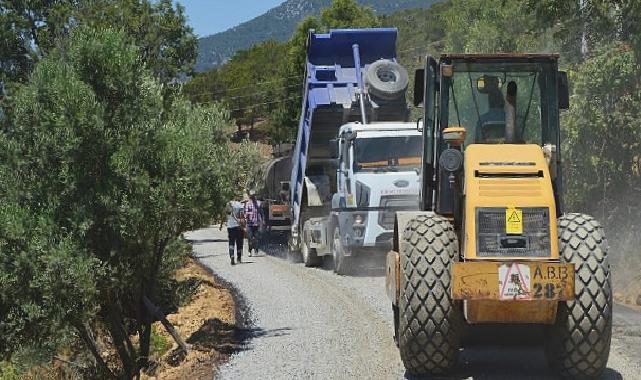 Antalya Büyükşehir’den grup yollarında çalışma