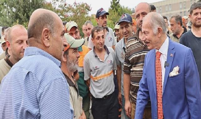 Bayrampaşa Belediye Başkanı Atila Aydıner, işçilerle buluştu