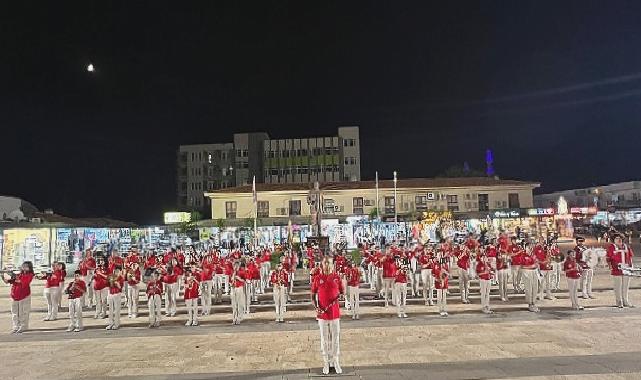 Cumhuriyet bandosu çalışmalarına devam ediyor