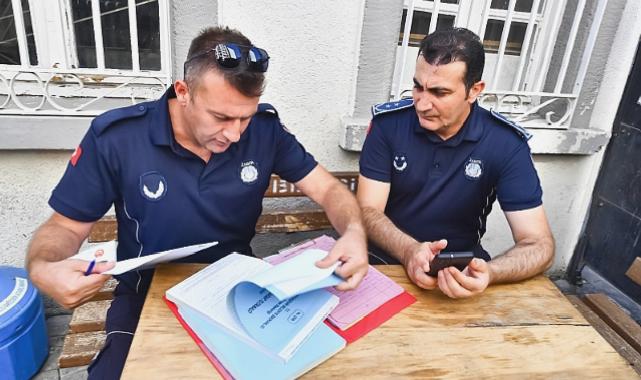 İzmir’de çığırtkan ve hanutçu operasyonu