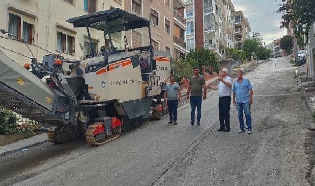 Karabağlar’da asfaltlama çalışmaları sıcak dinlemiyor