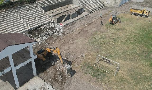 Kumluca Stadyum projesi için ilk kazma vuruldu