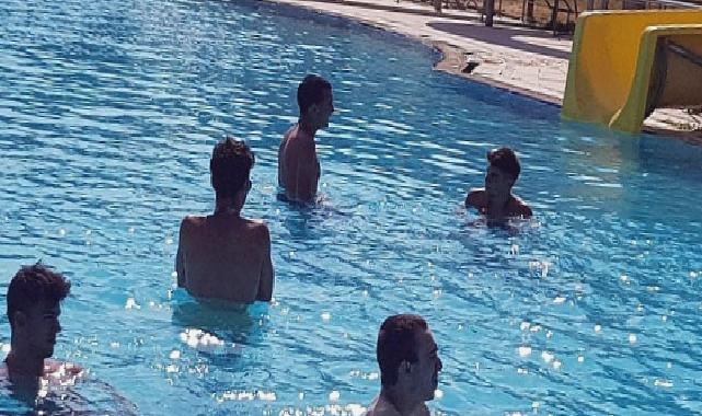 Özel Bireyler AQUA Parkta Serinlediler