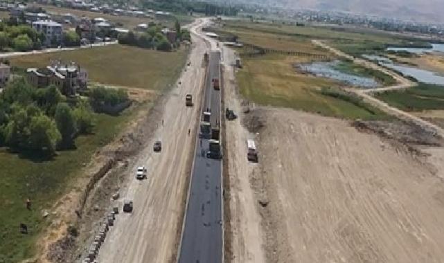 Van Sahil Yolu’nda Asfalt Çalışmaları Başladı