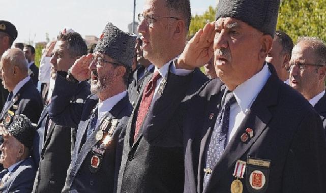 “Bu Ülkeyi Bizim için Vatan Kılanlara Çok Şey Borçluyuz”