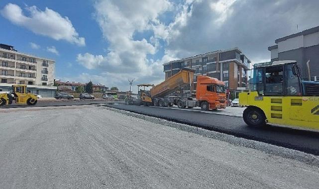 Kartepe Kent Meydanı Otoparkı Asfaltlandı