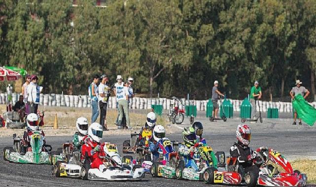 Karting Coşkusu İzmir Park’ta Yaşandı