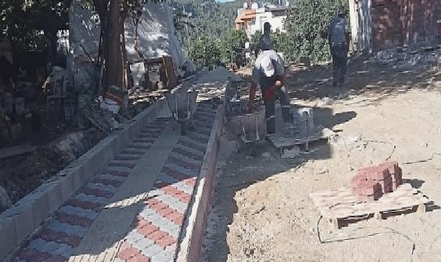 Kemer’de Yol ve Kaldırım Çalışmaları