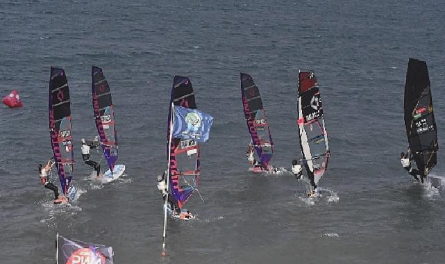 ‘Alaçatı Wind Fest’ Açılış Kortejiyle Başlıyor