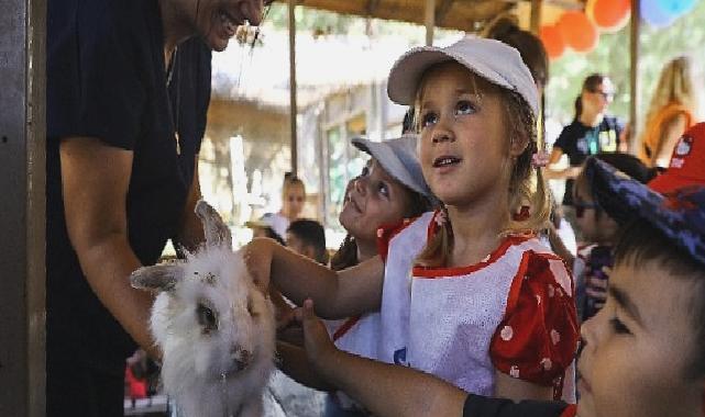 Dünya Hayvanları Koruma Günü’nde Miniklere Eğlenceli Gezi