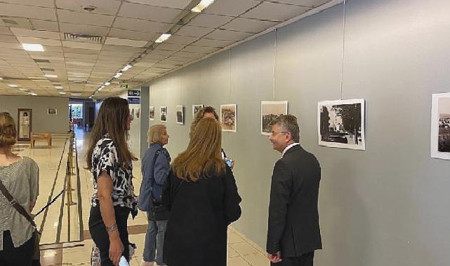 EÜ “100 Yıl Önce İzmir ve İzmirliler” Fotoğraf ve Tarihi Materyal Sergisi Açıldı