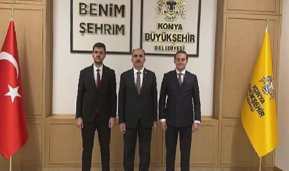 Konya Büyükşehir Belediyesi Gençlik Meclisi Başkanlığı’nı Devralan Kilci ve Önceki Başkan Tekin Başkan Altay’ı Ziyaret Etti