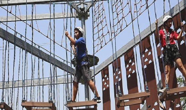 Küçükçekmece’deki Macera Parkları Ziyaretçi Akınına Uğradı