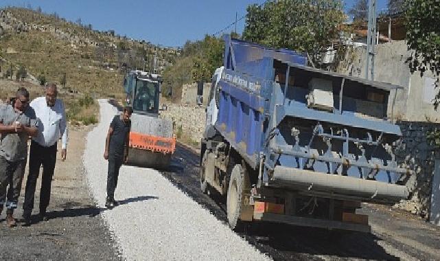 Manavgat Sırtköy Mahallesi Grup Yolu asfaltlanıyor