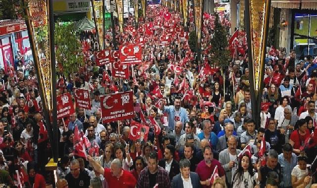 Menemen’de cumhuriyet kutlamaları fark yarattı