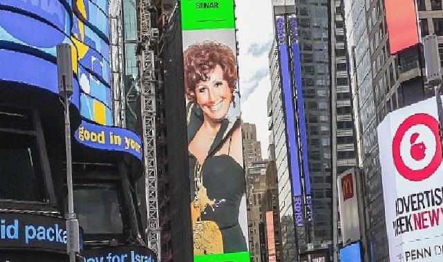 New York’ta bir ‘Cumhuriyet Divası’: Spotify’ın EQUAL Türkiye Ekim ayı elçisi Müzeyyen Senar New York Times Square’de