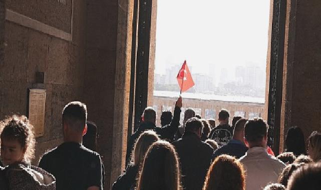 Polisan Kansai Boya’dan Anıtkabir Ziyareti