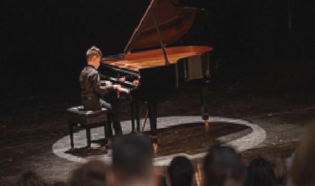 Soyer: “İki Elimiz Yakanızda”