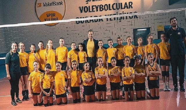 VakıfBank’ın Yeni Reklam Filmi Filelerden Çocukların Hayallerine Uzanıyor