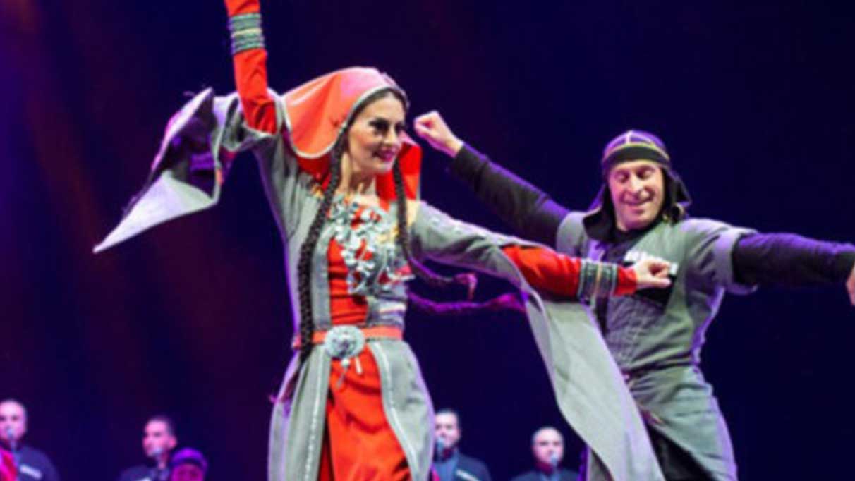 İstanbul’da Ensemble Rustavi ile dans etmek için heyecanlanın