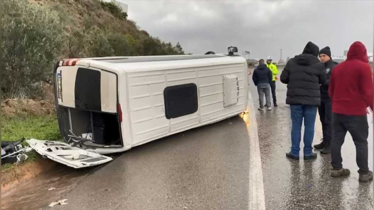 Kocaeli’de meydana gelen işçi servisi kazasında 9 kişi yaralandı