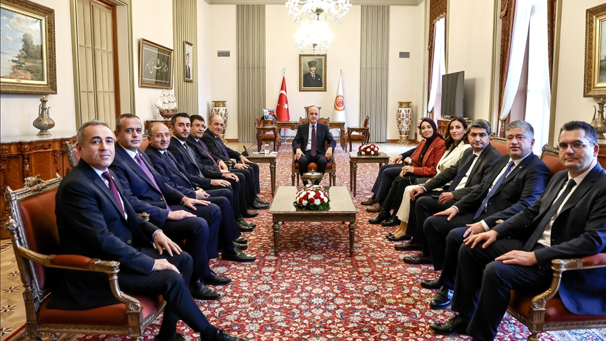 Meclis Başkanı Kurtulmuş, DEVA Partisi milletvekillerini ziyaret etti.