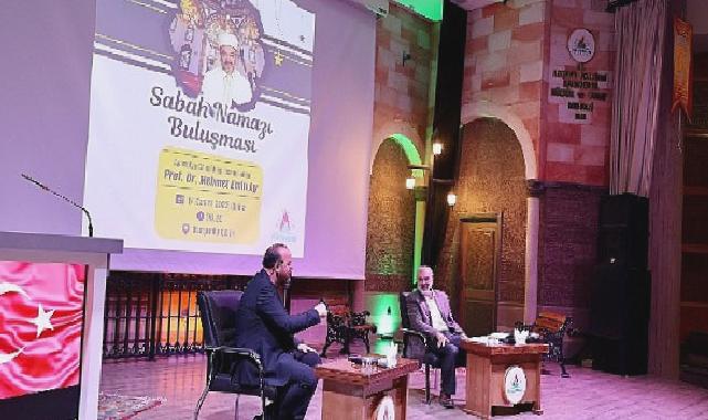 Atasofya camii baş imam Hatibi Ay ” filistin’in parayla satıldığı yalandır”.