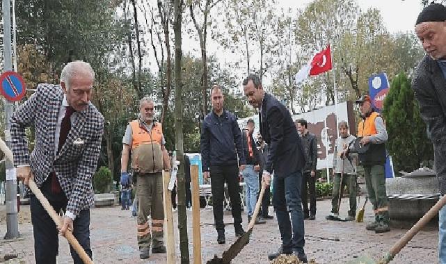 Bayrampaşa Belediyesi’nden Cumhuriyetin 100 yılına 2023 fidan