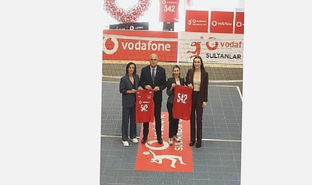 Vodafone’dan “dünya duysun biz burdayız” paneli
