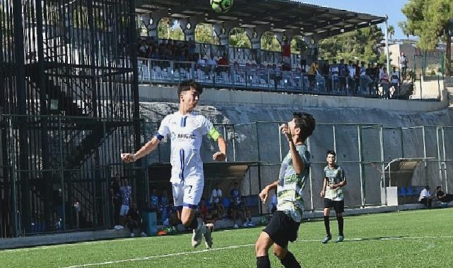 Yenişehir Belediyesi U16 Futbol Takımı namağlup lider