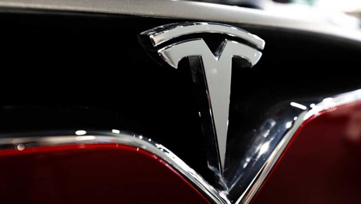 Tesla, 200 bin aracını geri çağırma kararı aldı ve flaş bir kararla geri çekiyor